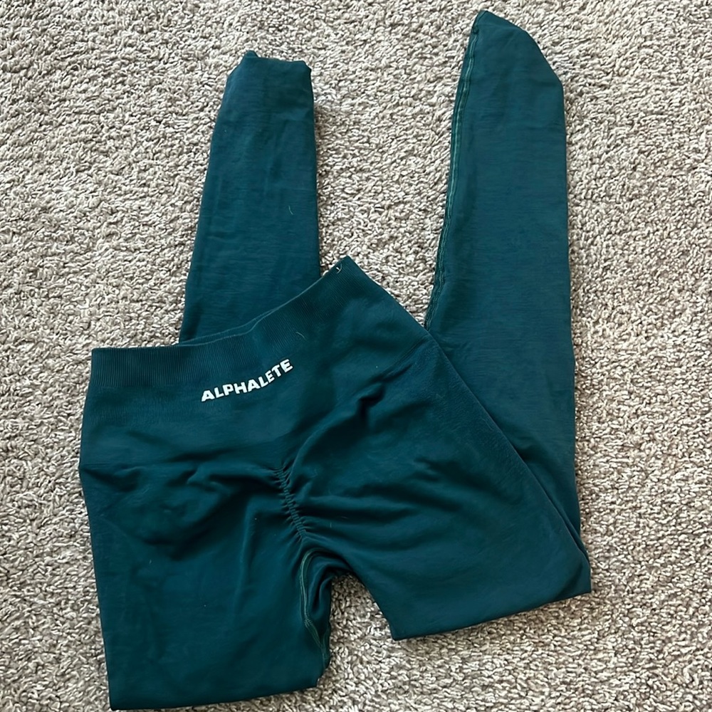 Alphalete leggings